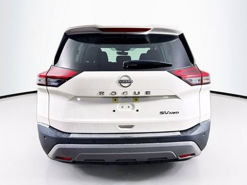 Certified 2023 Nissan Rogue SV image 6