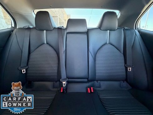 Used 2024 Toyota Camry SE image 24