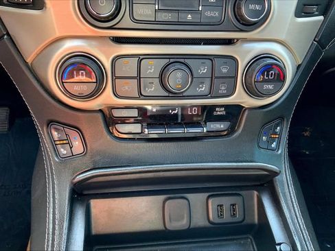 Used 2018 GMC Yukon Denali w/ Open Road Package AWD/4WD image 35