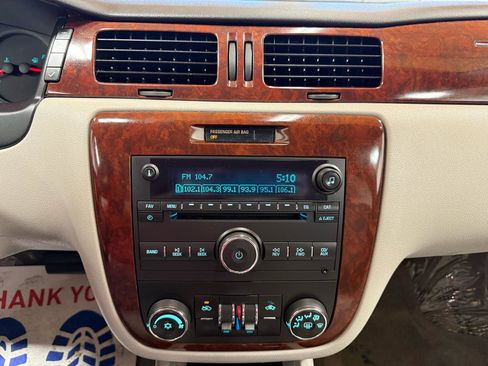 Used 2010 Chevrolet Impala LS image 15