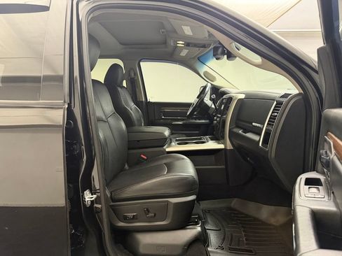 Used 2016 RAM 3500 Laramie AWD/4WD image 24