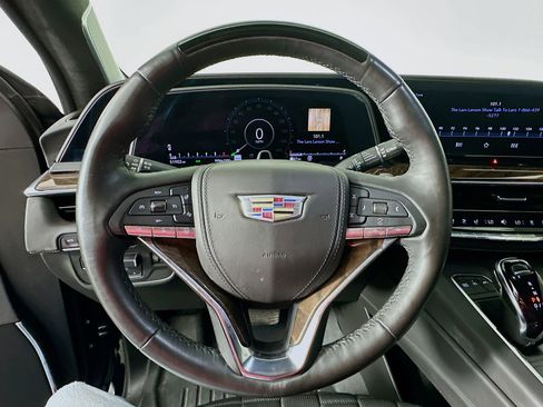 Used 2022 Cadillac Escalade Sport Platinum w/ LPO, ONYX Package AWD/4WD image 12