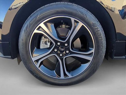 Used 2020 Ford Edge ST w/ Cold Weather Package image 14