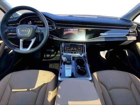 Used 2025 Audi Q7 3.0T Premium Plus image 15
