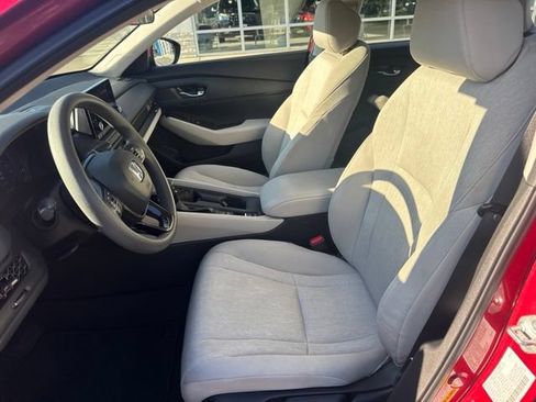 Certified 2023 Honda Accord LX image 19