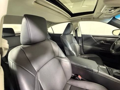Certified 2023 Lexus ES 350 w/ Premium Package FWD image 32