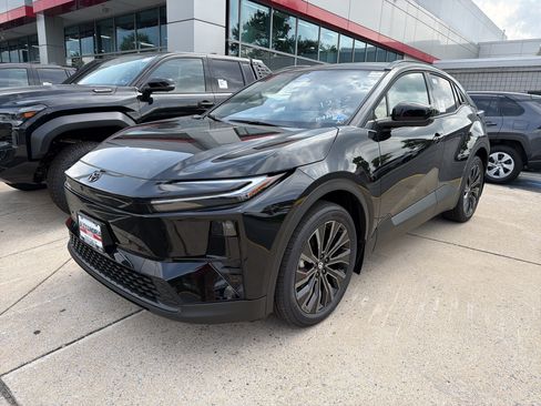 New 2026 Toyota C-HR AWD/4WD image 1