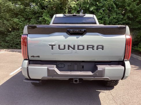 Used 2025 Toyota Tundra Platinum w/ TRD Off-Road Package AWD/4WD image 10