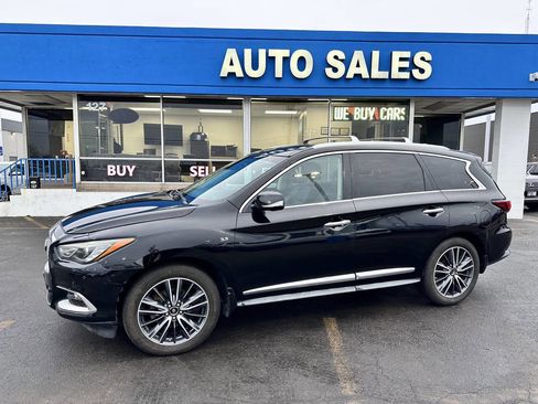 Used 2016 INFINITI QX60 Luxe w/ Deluxe Technology Package image 2