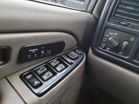 Used 2006 GMC Sierra 1500 SLT w/ Vortecmax Performance Pack image 12