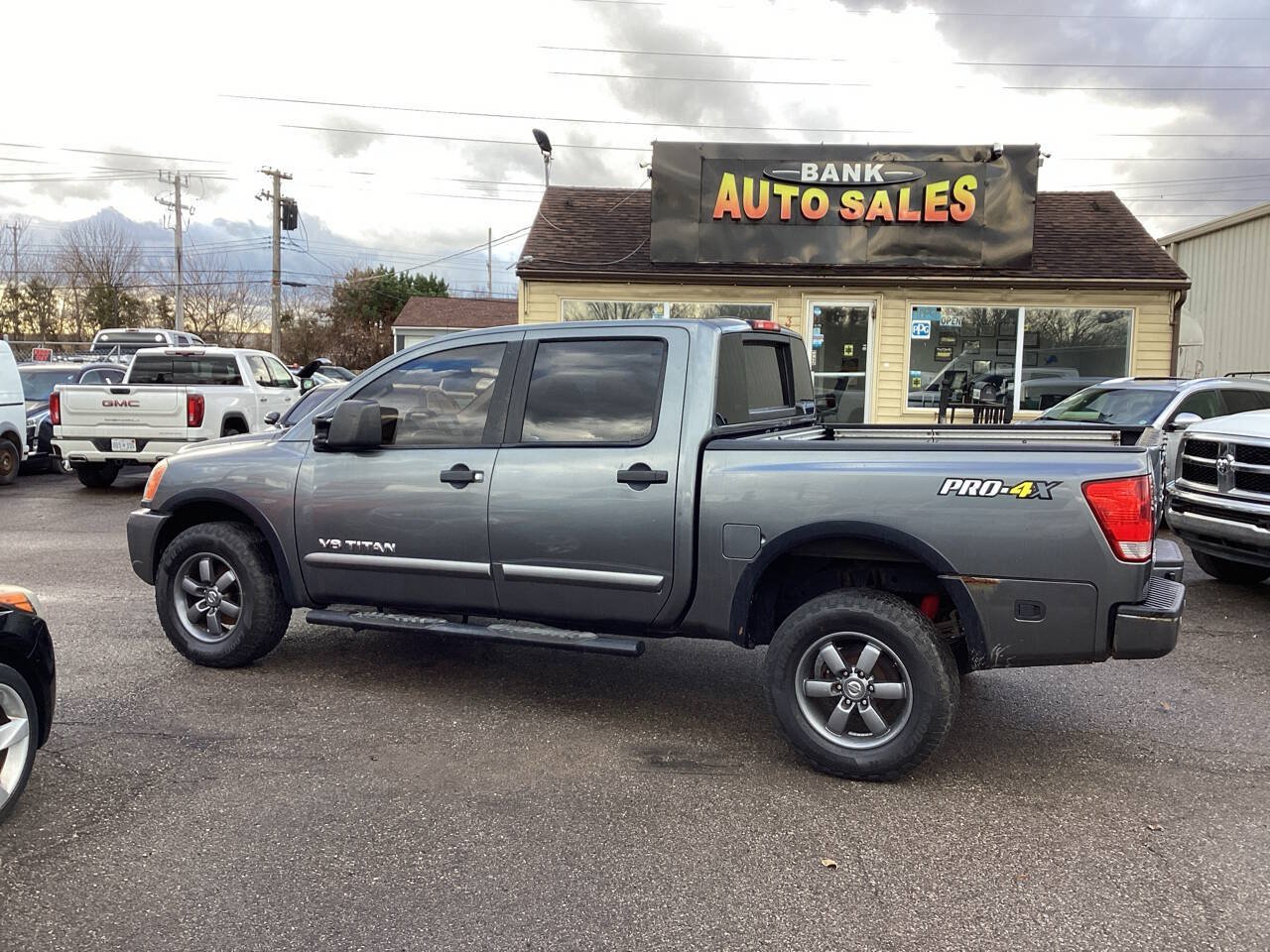 Used 2015 Nissan Titan PRO-4X AWD/4WD image 1