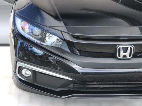 Used 2019 Honda Civic EX image 11