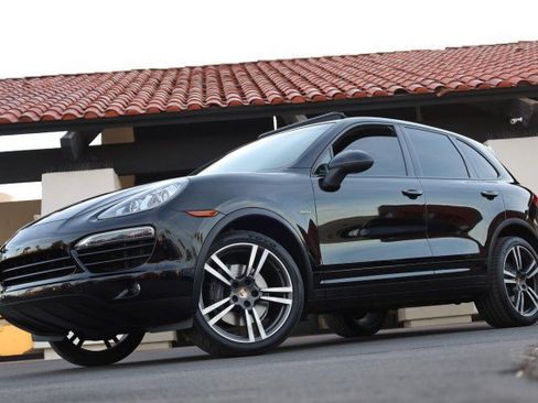 Used 2013 Porsche Cayenne Diesel AWD/4WD image 66