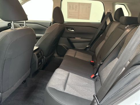 Certified 2024 Nissan Rogue SV image 18