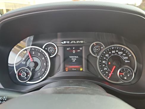 New 2026 RAM 1500 4x4 Crew Cab image 18