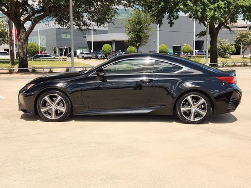 Used 2017 Lexus RC 200t w/ Accessory Package 2 RWD image 4