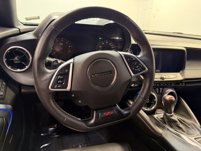 Used 2018 Chevrolet Camaro SS RWD image 8