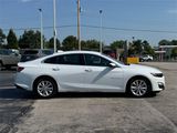 Used 2022 Chevrolet Malibu LT image 2