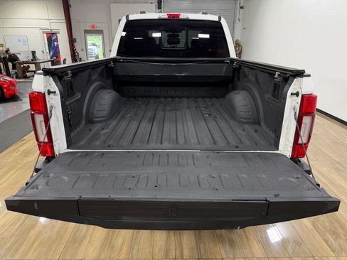 Used 2021 Ford F250 Platinum AWD/4WD image 7