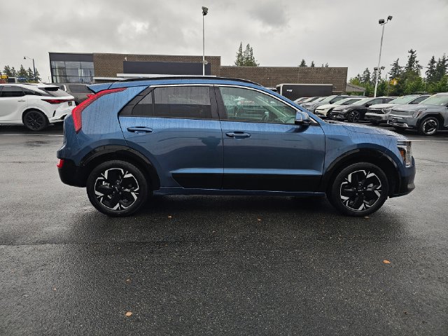 Certified 2023 Kia Niro Wind w/ Wind Preserve Package FWD image 7