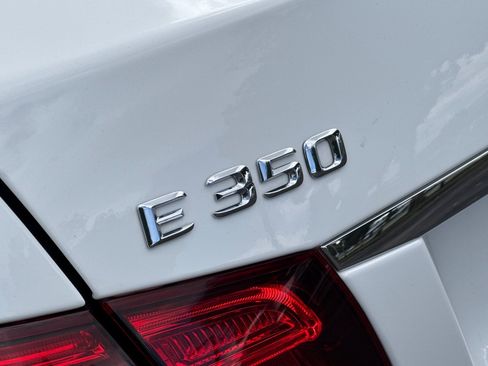 Used 2014 Mercedes-Benz E 350 4MATIC Sedan image 39