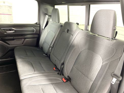 Used 2022 RAM 1500 Big Horn AWD/4WD image 33