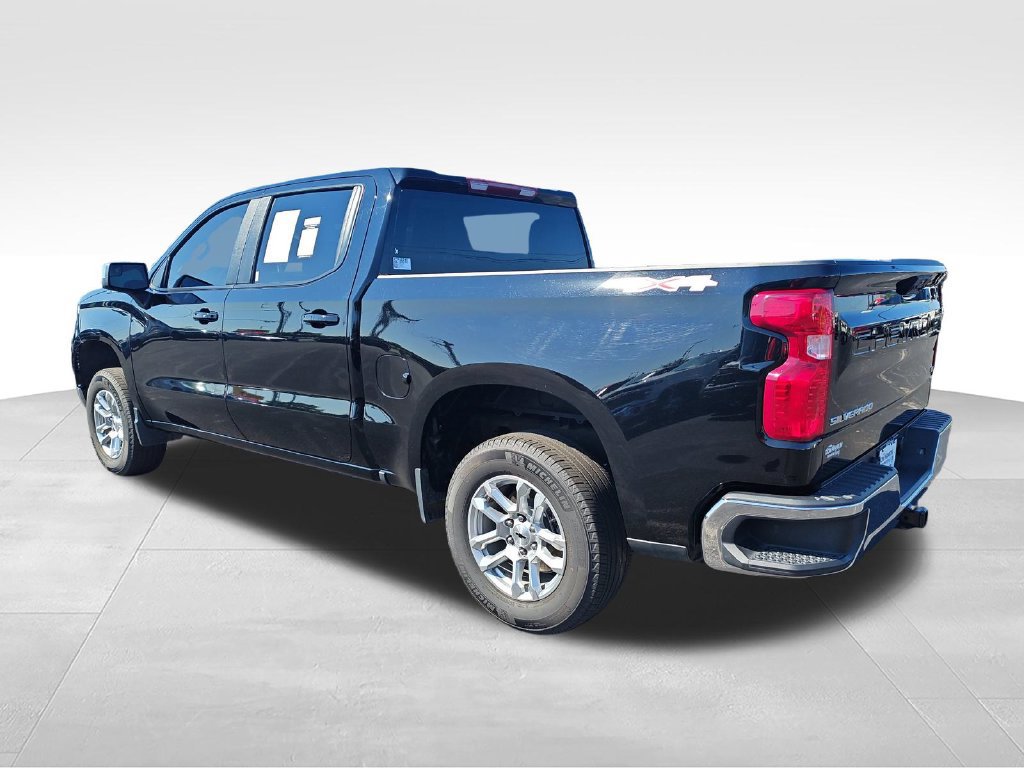 Used 2025 Chevrolet Silverado 1500 LT AWD/4WD image 3