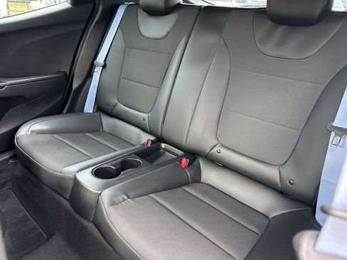 Used 2022 Hyundai Veloster N FWD image 10