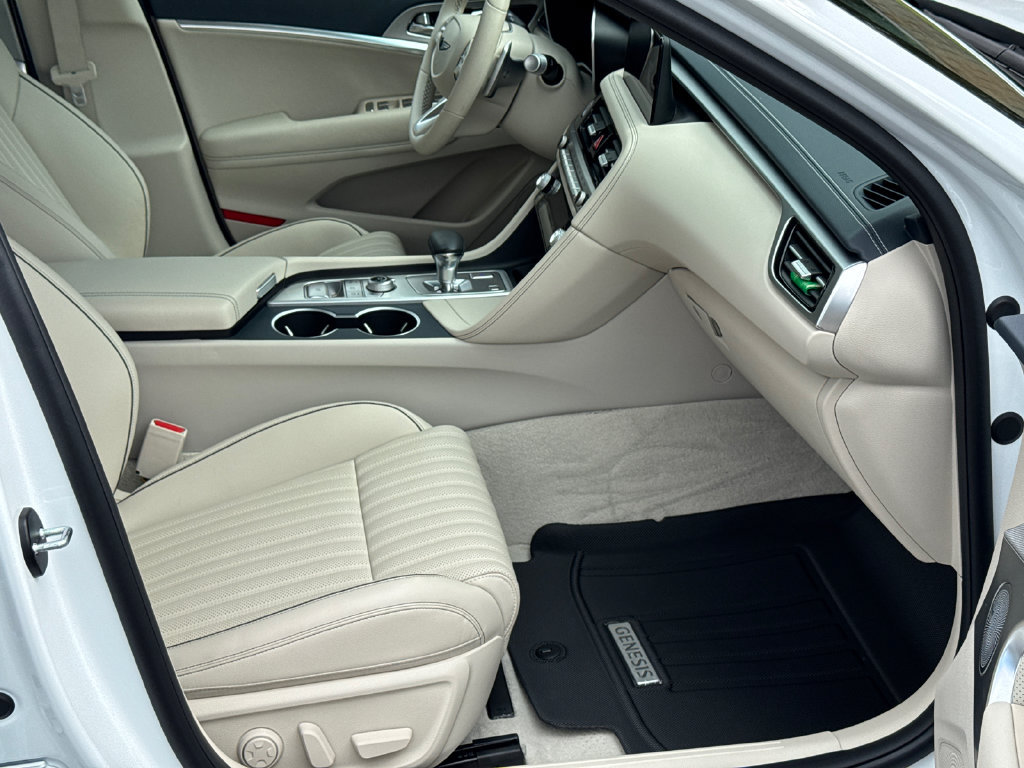 Used 2026 Genesis G70 2.5T Prestige RWD image 13