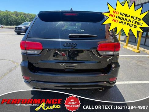 Used 2014 Jeep Grand Cherokee Altitude AWD/4WD image 17