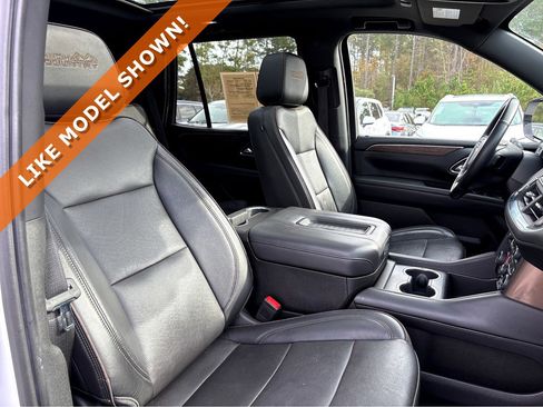 Used 2023 Chevrolet Tahoe High Country image 8