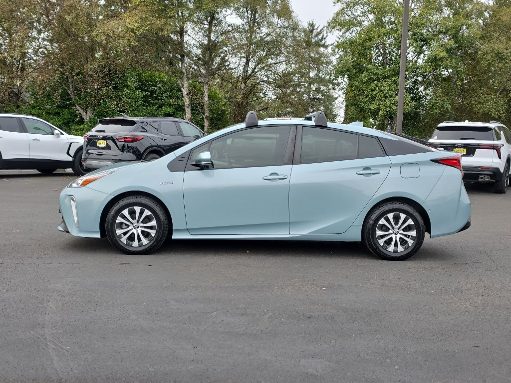 Used 2020 Toyota Prius XLE w/ Advanced Technology Package AWD/4WD image 6