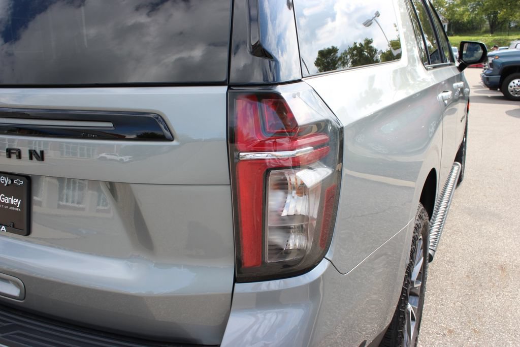 Used 2024 Chevrolet Suburban Z71 w/ Luxury Package AWD/4WD image 36