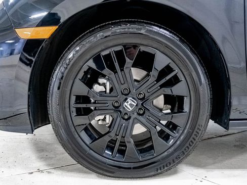 New 2025 Honda Odyssey Sport-L image 16