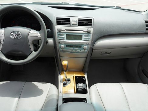 Used 2007 Toyota Camry XLE FWD image 23