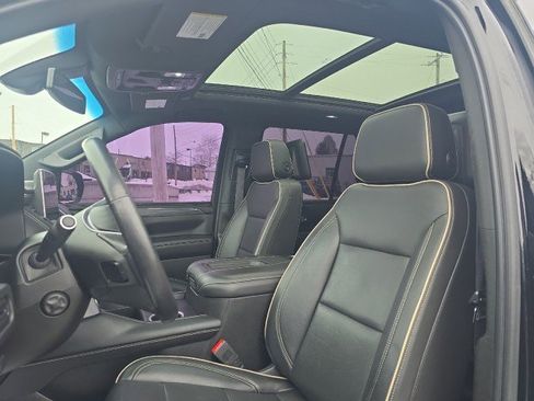 Used 2021 GMC Yukon SLT image 4