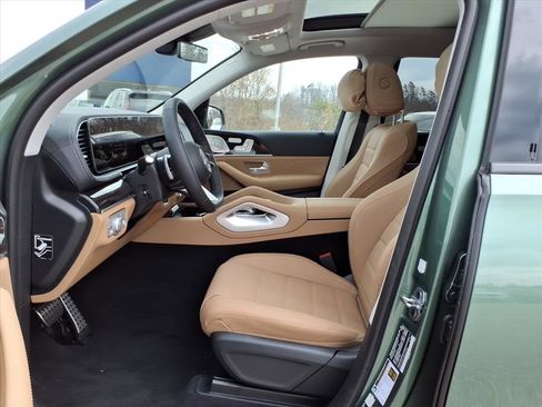 New 2026 Mercedes-Benz GLS 450 4MATIC image 11