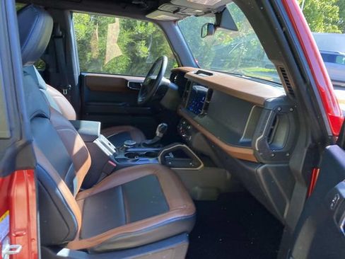 Used 2024 Ford Bronco Outer Banks AWD/4WD image 36