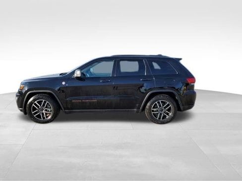 Used 2021 Jeep Grand Cherokee Trailhawk w/ Trailhawk Luxury Group image 8