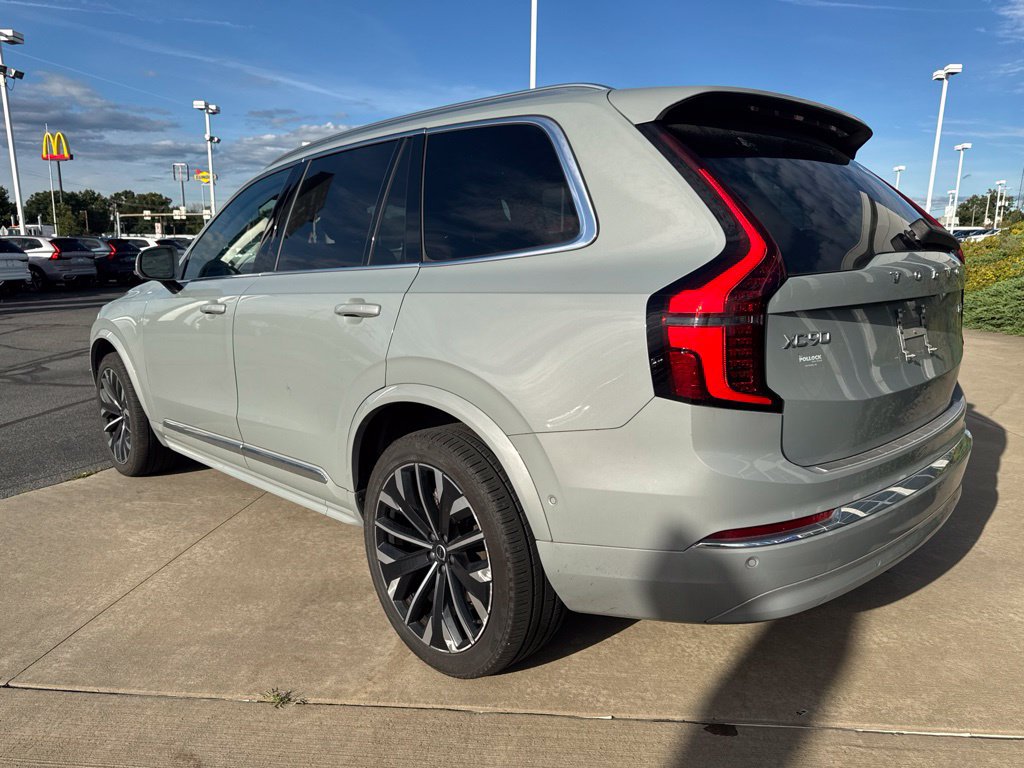 Used 2025 Volvo XC90 B6 Plus w/ Protection Package Premier AWD/4WD image 7