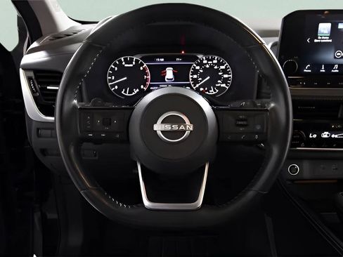 Used 2023 Nissan Rogue SL w/ SL Premium Package image 14