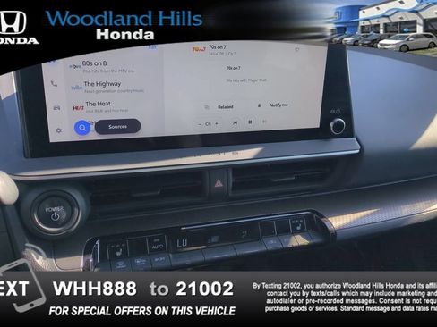 Used 2024 Toyota Prius XLE FWD image 15