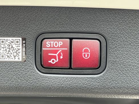 Certified 2025 Mercedes-Benz GLC 300 GLC 300 image 25