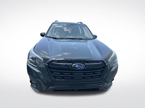 Used 2024 Subaru Forester Premium AWD/4WD image 2