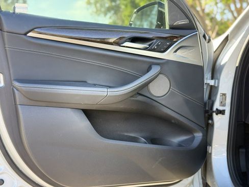 Used 2019 BMW X4 xDrive30i w/ Executive Package image 11