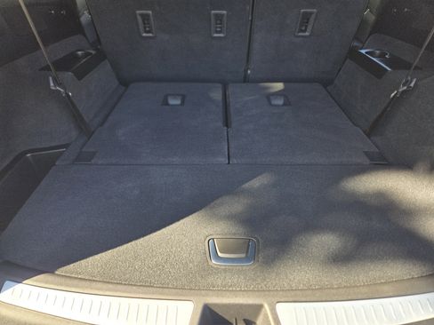 Used 2024 Cadillac XT6 Sport w/ Platinum Package image 43