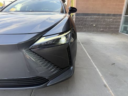 Used 2025 Lexus RZ 300e w/ Accessory Package (P5) FWD image 11