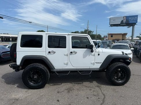 Used 2015 Jeep Wrangler Unlimited Sport AWD/4WD image 4