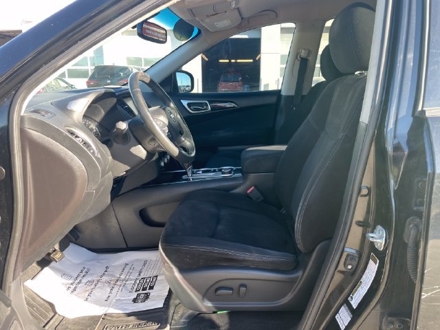 Used 2015 Nissan Pathfinder SV FWD image 19