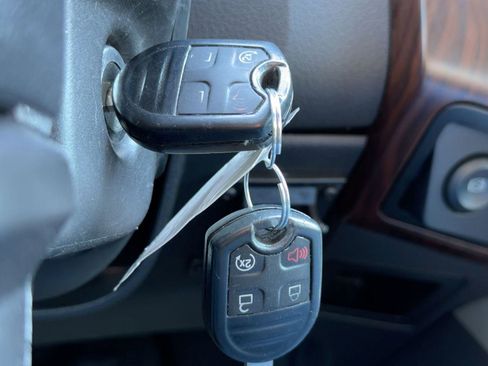 Used 2016 Ford F350 Lariat w/ Lariat Ultimate Package image 24